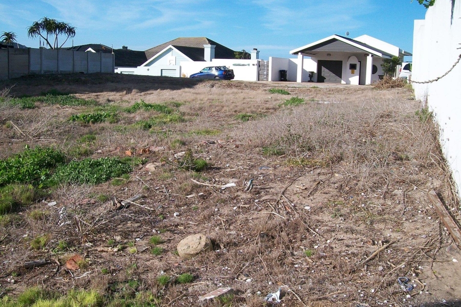 0 Bedroom Property for Sale in Wavecrest Eastern Cape